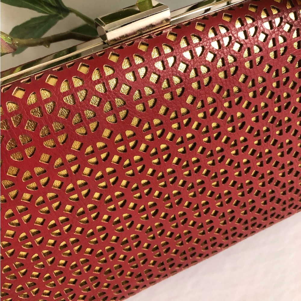 Red & Gold Geometric Cutout Clutch with Chain - Picture 2 of 11